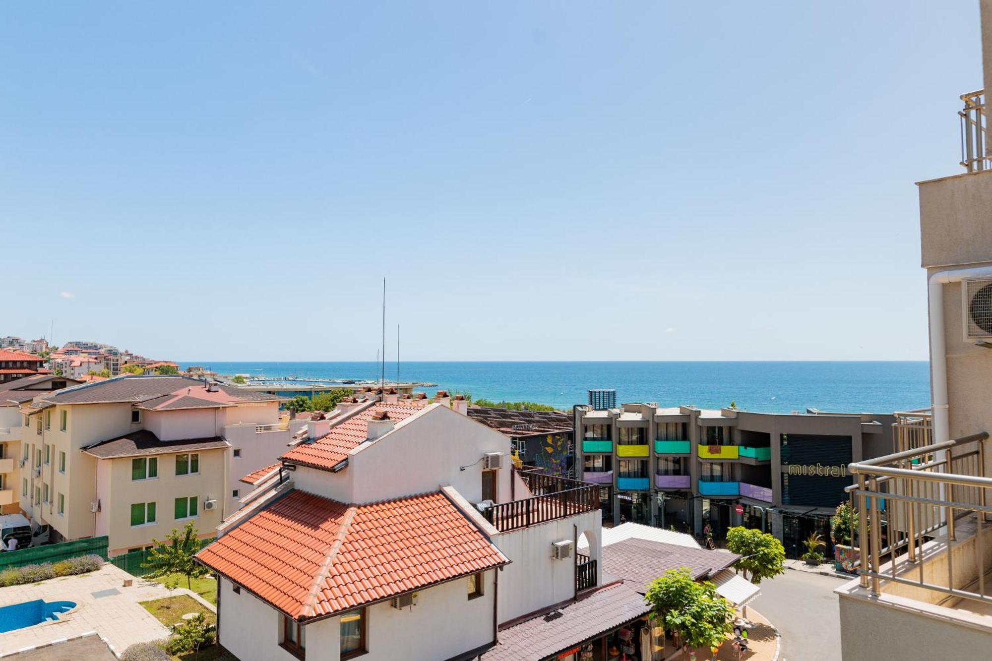 Black Sea Apartments Sveti Vlas Exterior photo