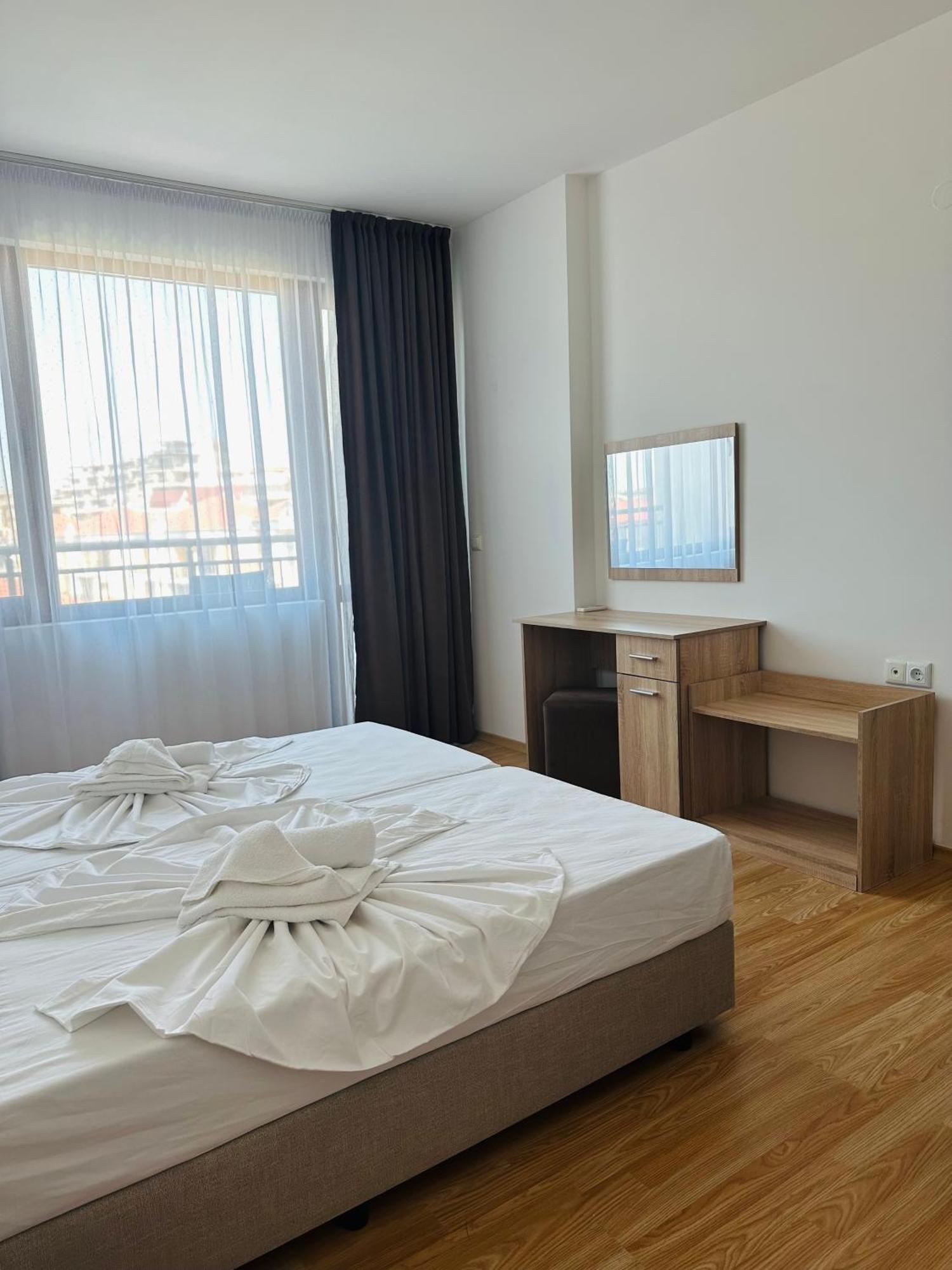 Black Sea Apartments Sveti Vlas Exterior photo